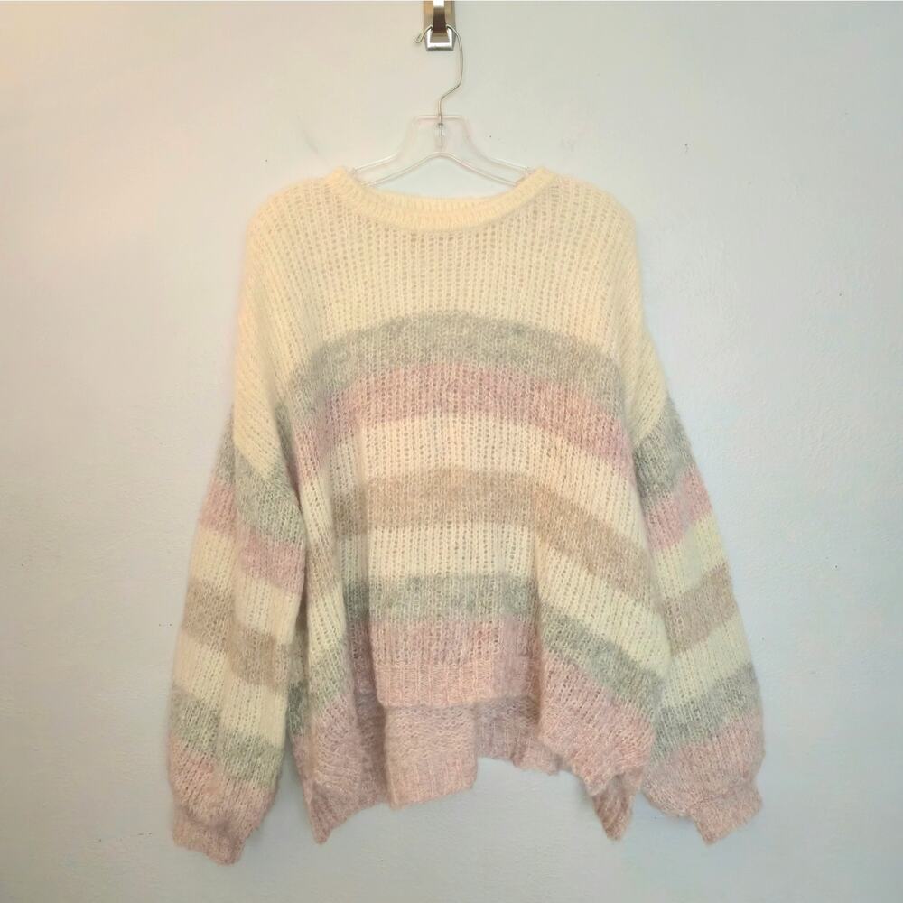 Xirena Loren Alpaca Blend Bold Stripe Sweater Size M Drop Shoulder Comfy Fuzzy